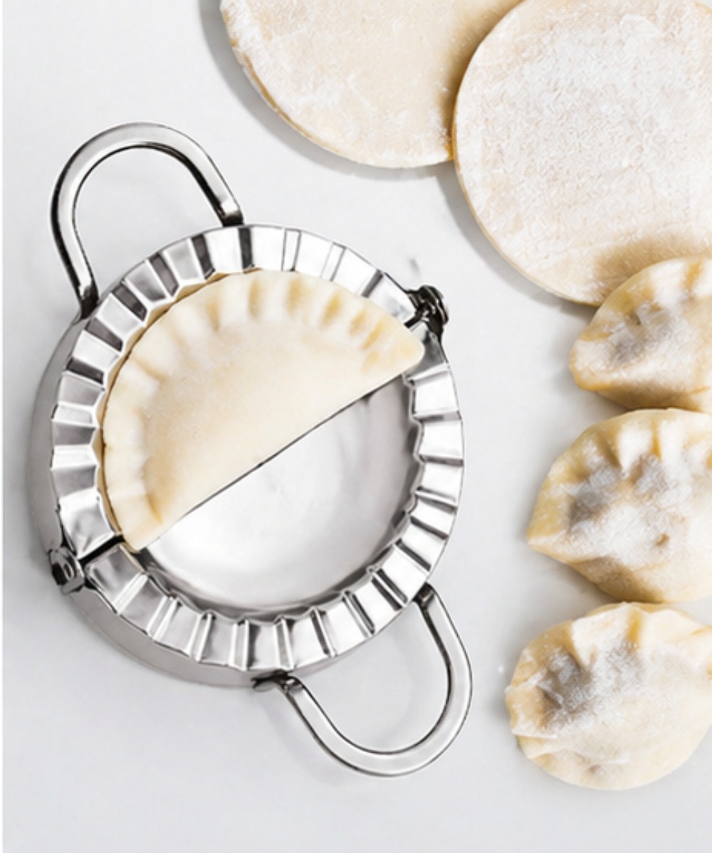 Stampo Manuale per Ravioli in  - Kitchen Gadgets Useful recensione e prezzo
