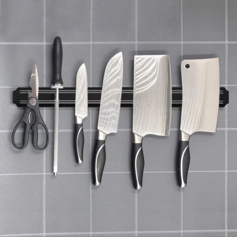 Coltello da parete in acciaio  - Magnetic Knife Strip recensione e prezzo
